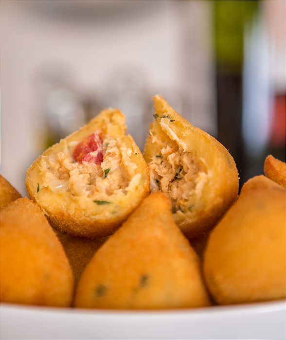 Coxinha de Frango com Requeijão - Porção com 8 unidades de 33g