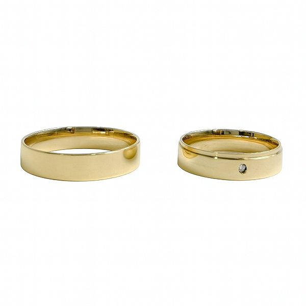 Par de Alianças Chatinha com Friso Ouro 18K com Zircônia ou Brilhante