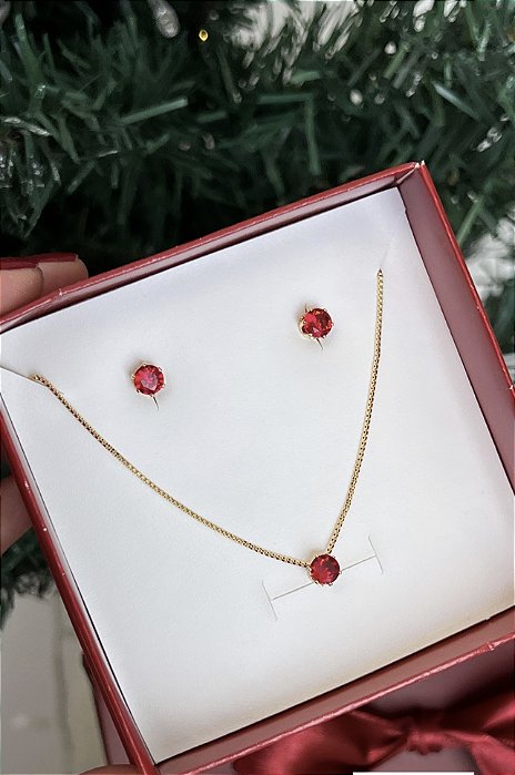 Conjunto Colar e Brincos Ponto de Luz Vermelho Banhado a Ouro 18k.