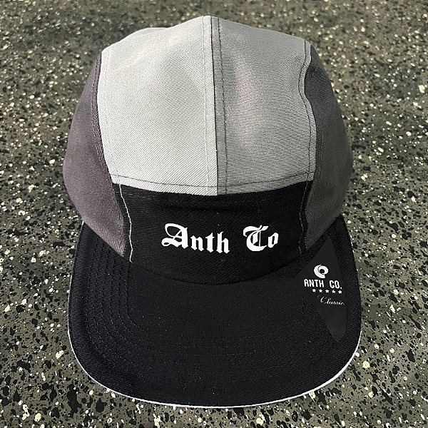 Bone Five Panel Anth Co Logo 5 Panel Preto Cinza e Branco