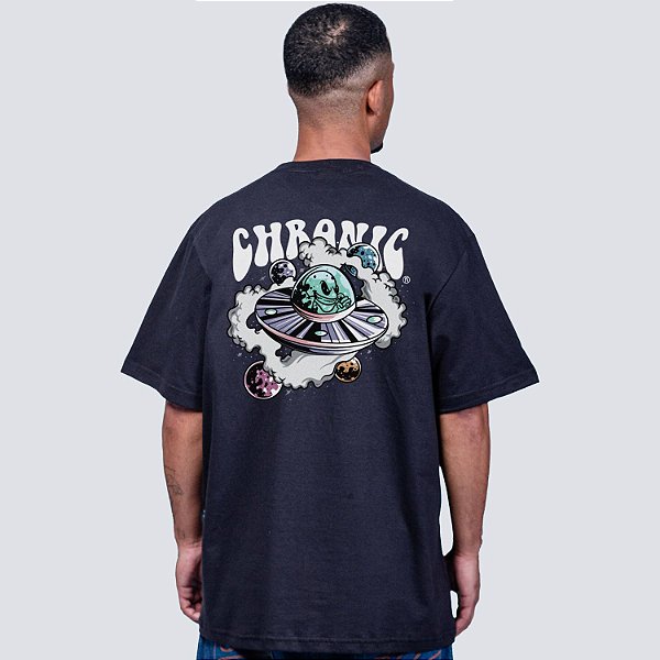 Camiseta Chronic Disco Voador Oversized Preto