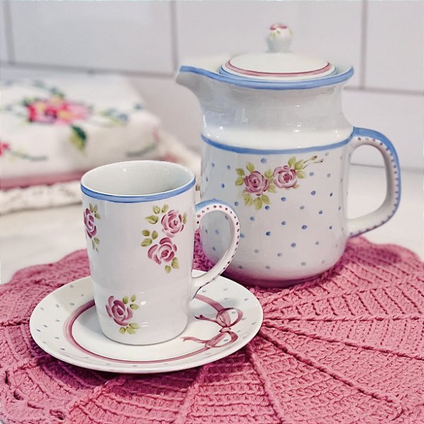 Conjunto Bule e Caneca Nuvem de Rosas