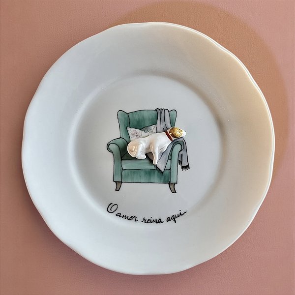 Prato-poema “O amor reina aqui - Poltrona Verde”