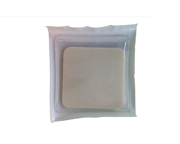 Curativo AMD Espuma Antimicrobiana Kendall 10,2cm x 20,3cm Ref: 55548AMDX - Covidien