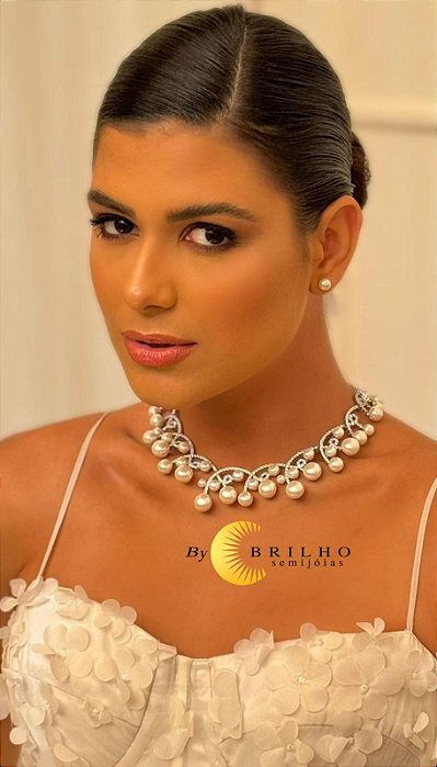 Conjunto de colar (fecho joia) e brinco de pérolas pão (shell) cravejado com zircônia no ródio branco (11173)