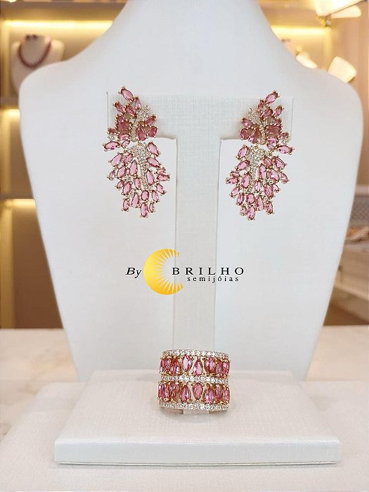 Anel de zircônia navete rubi dourado (7940)