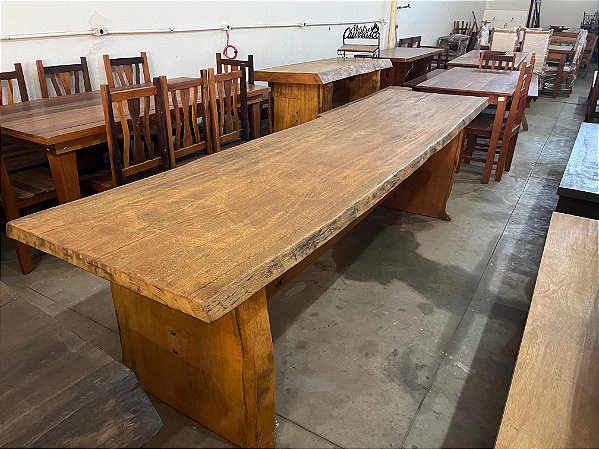 Mesa de Jantar em Pequi Preto Pranchão Inteiriço Sem Emenda 3,20m x 83cm