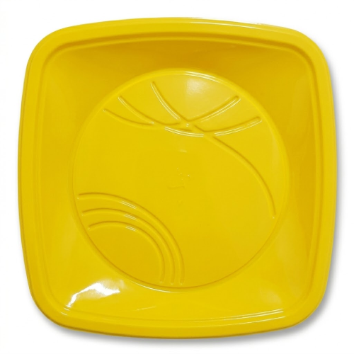 Prato Quadrado Descartável Trik Trik Amarelo 15CM - Embalagem com 10 UN