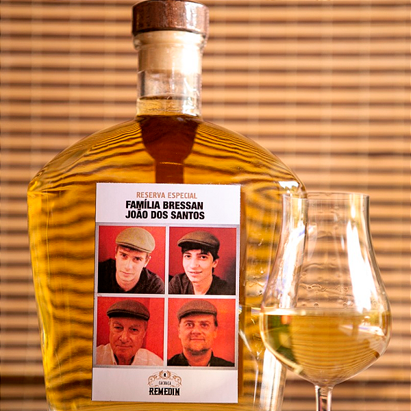 Remedin Extra Premium Personalizada 750mL