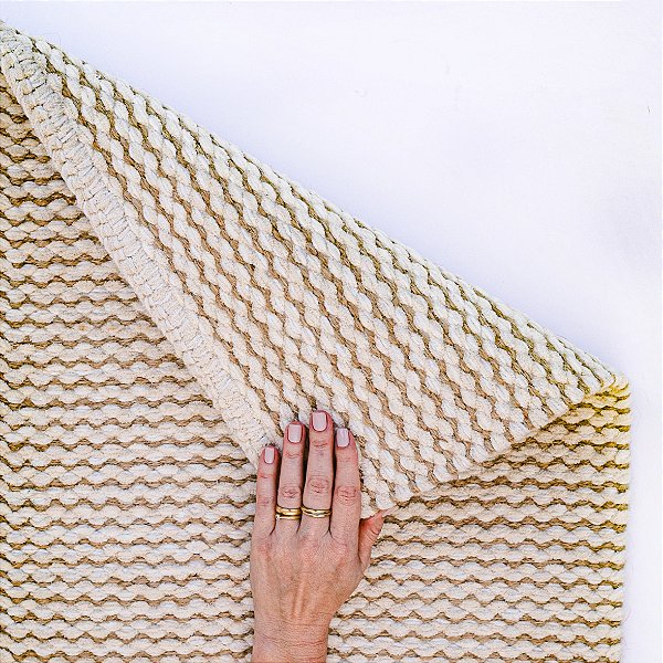 Tapete de Tear Manual Ondas Bege e Off White