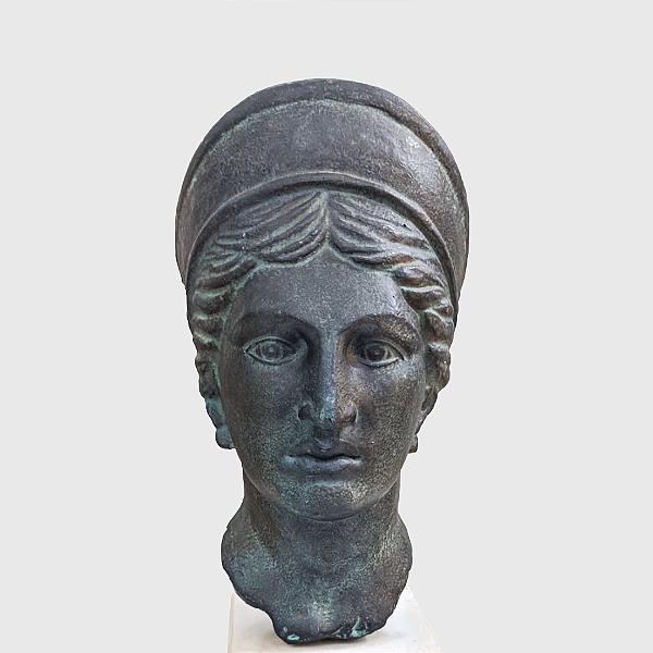 Estatueta da Deusa Juno em Terracota com Base de Mármore