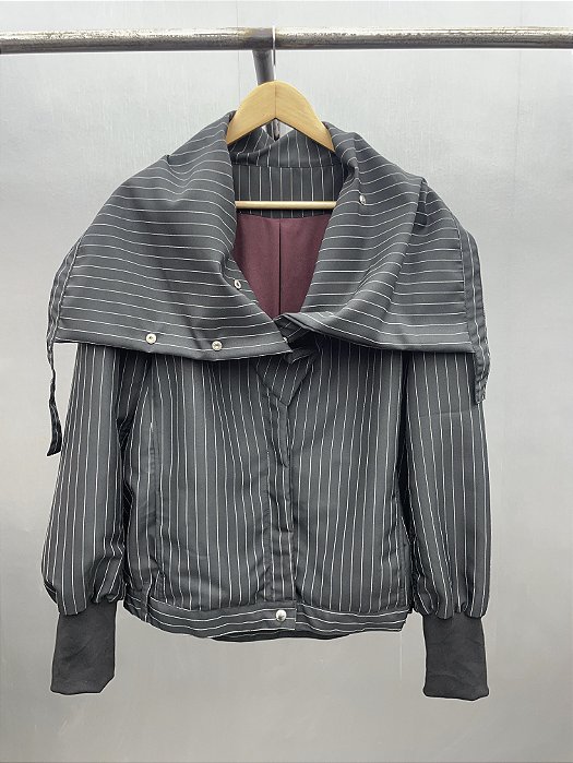 Dystopian Psycho Killer Jacket Preta Risca de Giz