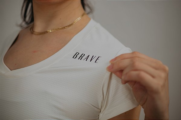 Camiseta  Feminina com Degote V