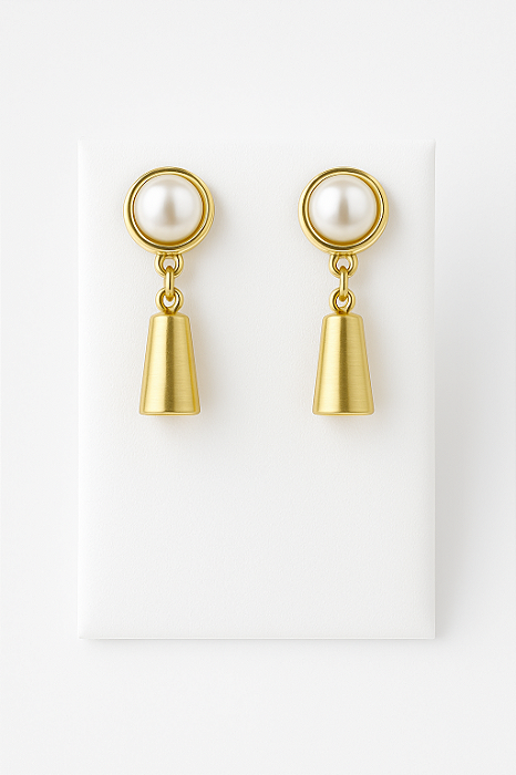 Brinco pêndulo com pérola