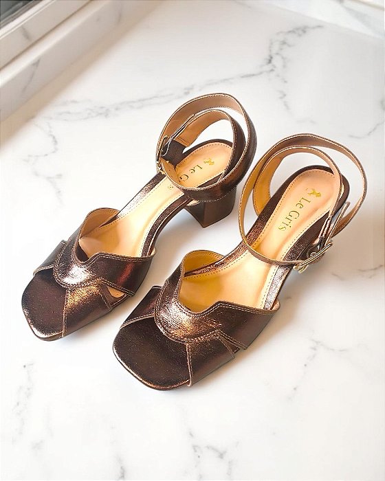 SANDÁLIA SALTO BLOCO BRONZE