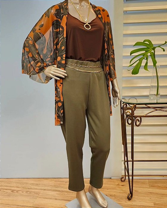 Calça reta verde oliva