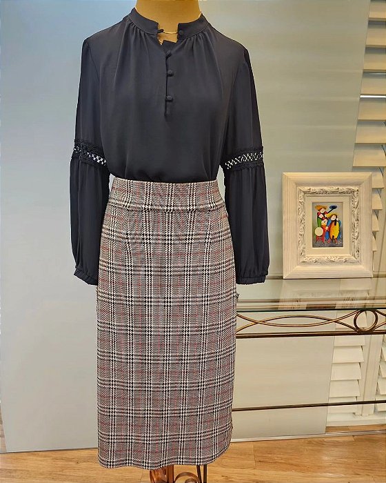 Saia midi forrada xadrez príncipe de Gales