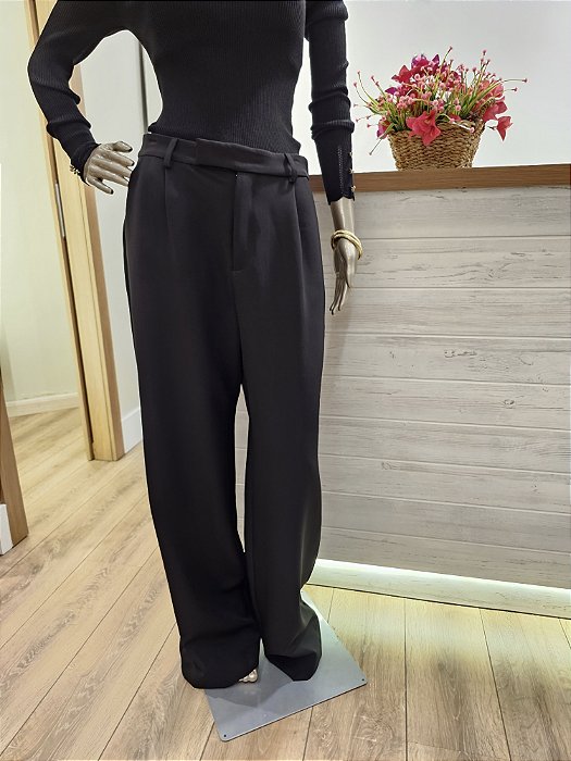 Calça alfaiataria modelo reto na cor preto 🖤