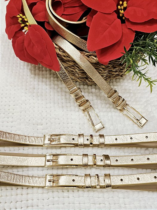 Cinto fino de couro dourado