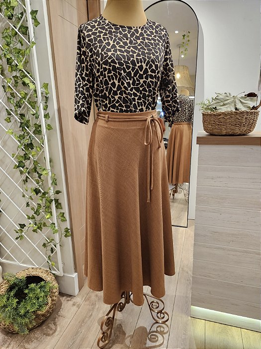 Saia midi linen wash marrom mesclado