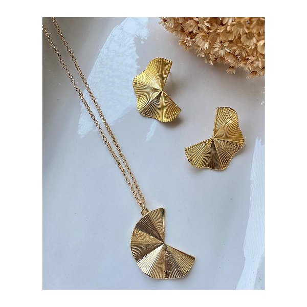 Conjunto Leque Choker Colar e Brincos Folheado a Ouro