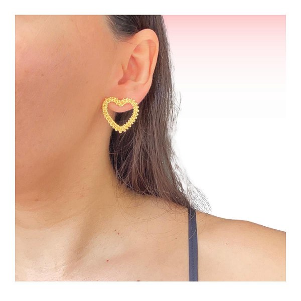 Brincos Coração Dourado Folheado a Ouro