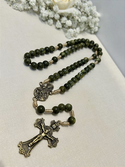 Terço São José em Acrílico Verde Marmorizado