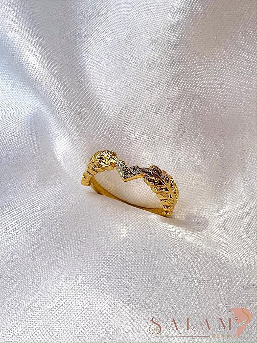 Anel folhas coração cravejado