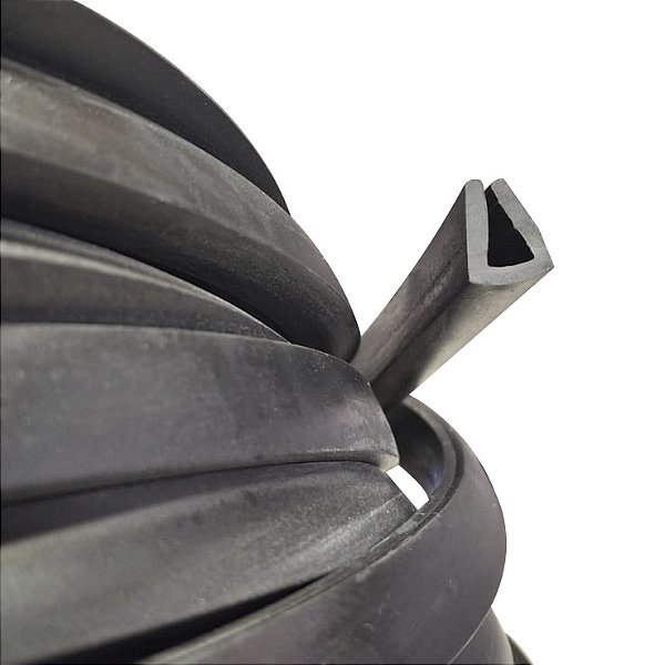 Perfil de Borracha Tipo U REF: 079 - 1 metro