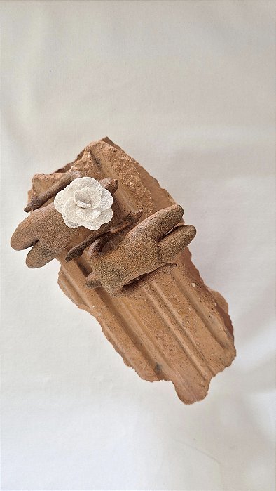 vamos nadar no mesmo (a)mar | obra única | telha, teto, afeto