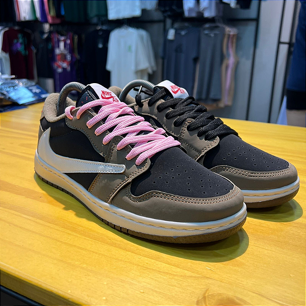 AIR JORDAN 1 RETRO LOW TRAVIS SCOTT