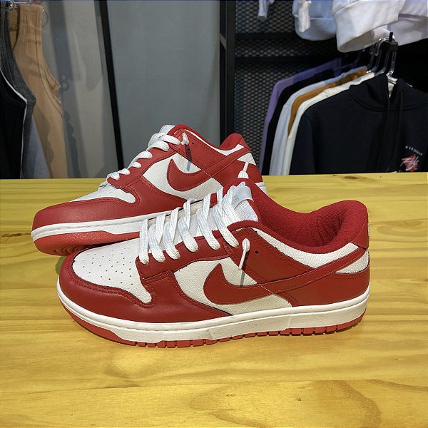 NIKE DUNK LOW - GYM RED