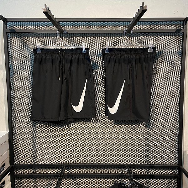 BERMUDA ESPORTIVA NIKE DRI-FIT 10