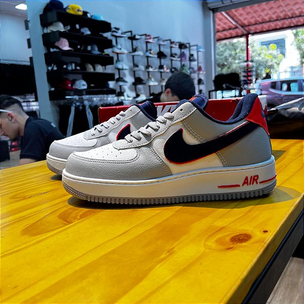 NIKE AIR FORCE 1 - AZUL E LARANJA