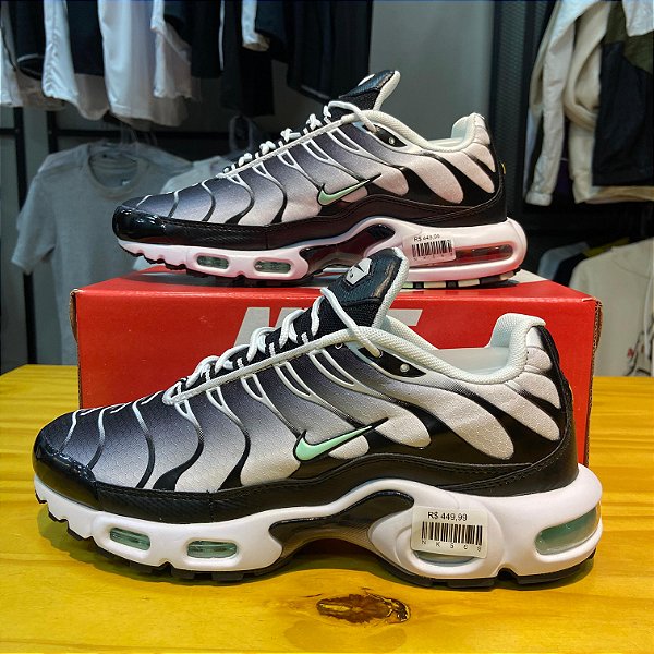 AIR MAX PLUS NIKE TN SEA FOAN OUTFIT BR