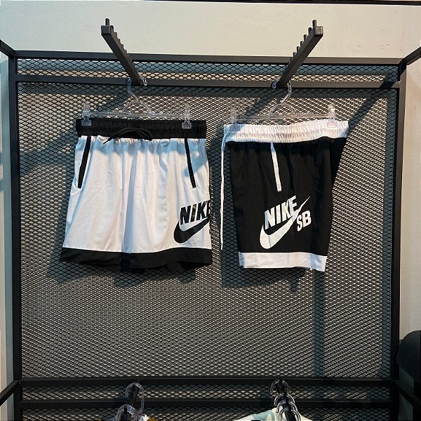 BERMUDA ESPORTIVA DRI-FIT NIKE SB