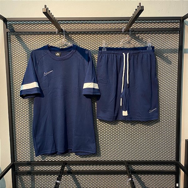 KIT NIKE SPORTSWEAR 1