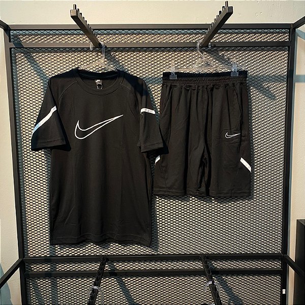 KIT MOLETOM NIKE SPORTSWEAR SWOOSH