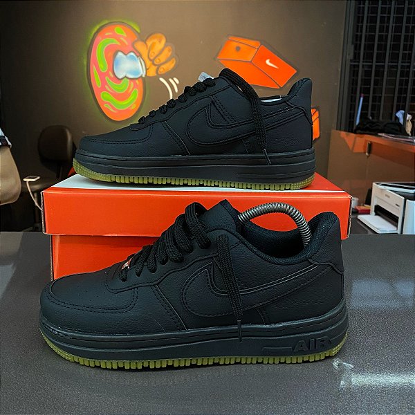 TÊNIS AIR FORCE 1 NIKE SB BLACK