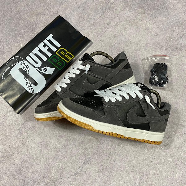 TÊNIS NIKE DUNK LOW PRO SUEDE GRAPHITE