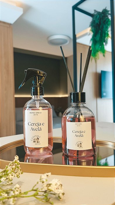 Kit Home Spray e Difusor de Cereja e Avelã - 250ml cada - Casinha Aromas