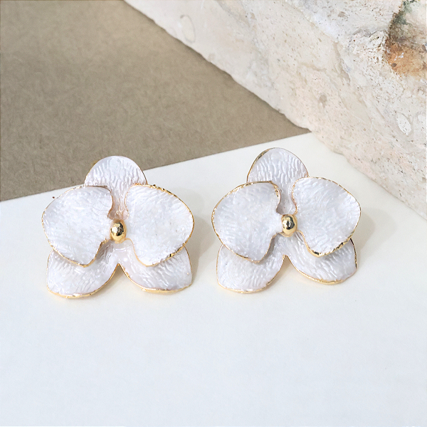 BRINCO MINI ORQUÍDEA ESMALTADA