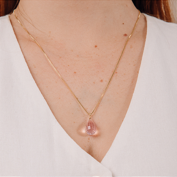 Colar Quartzo Rosa Facetado com Corrente Banhada a Ouro