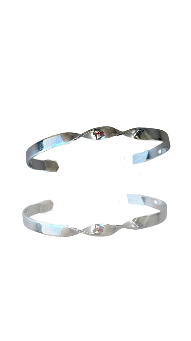 Bracelete Meio Torcido Prata