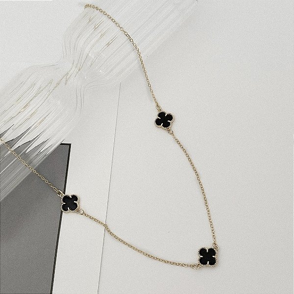 Colar Trevos preto inspiração
