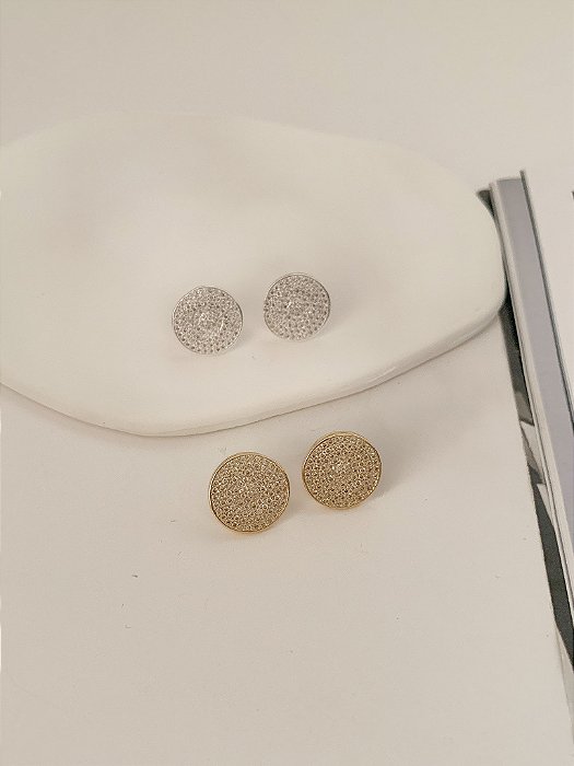 Brinco circular em zircônia