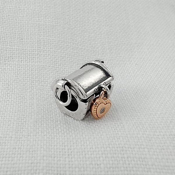 Berloque Separador Baú Tesouro Articulado - Prata