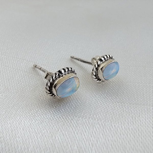 Brinco Pedra Natural Oval Pedra da Lua - Prata