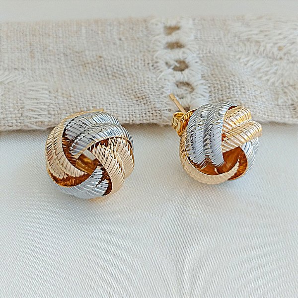 Brinco Entrelaçado Detalhado Bicolor - Semijoia