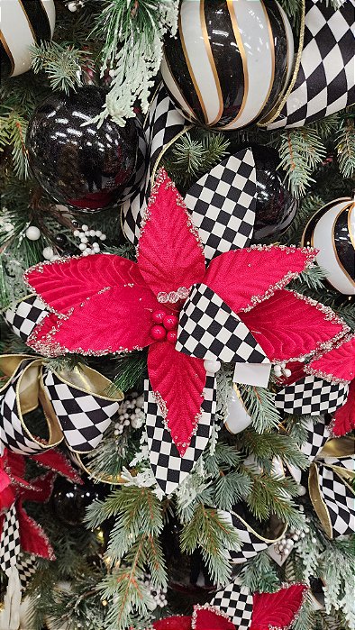 FLOR VERMELHA QUADRICULADA